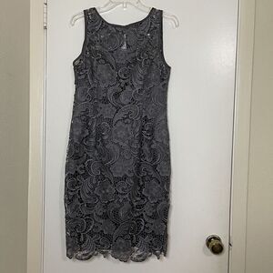 Adrianna Papell Silver grey Lace overlay embroidered Shift dress size US 8